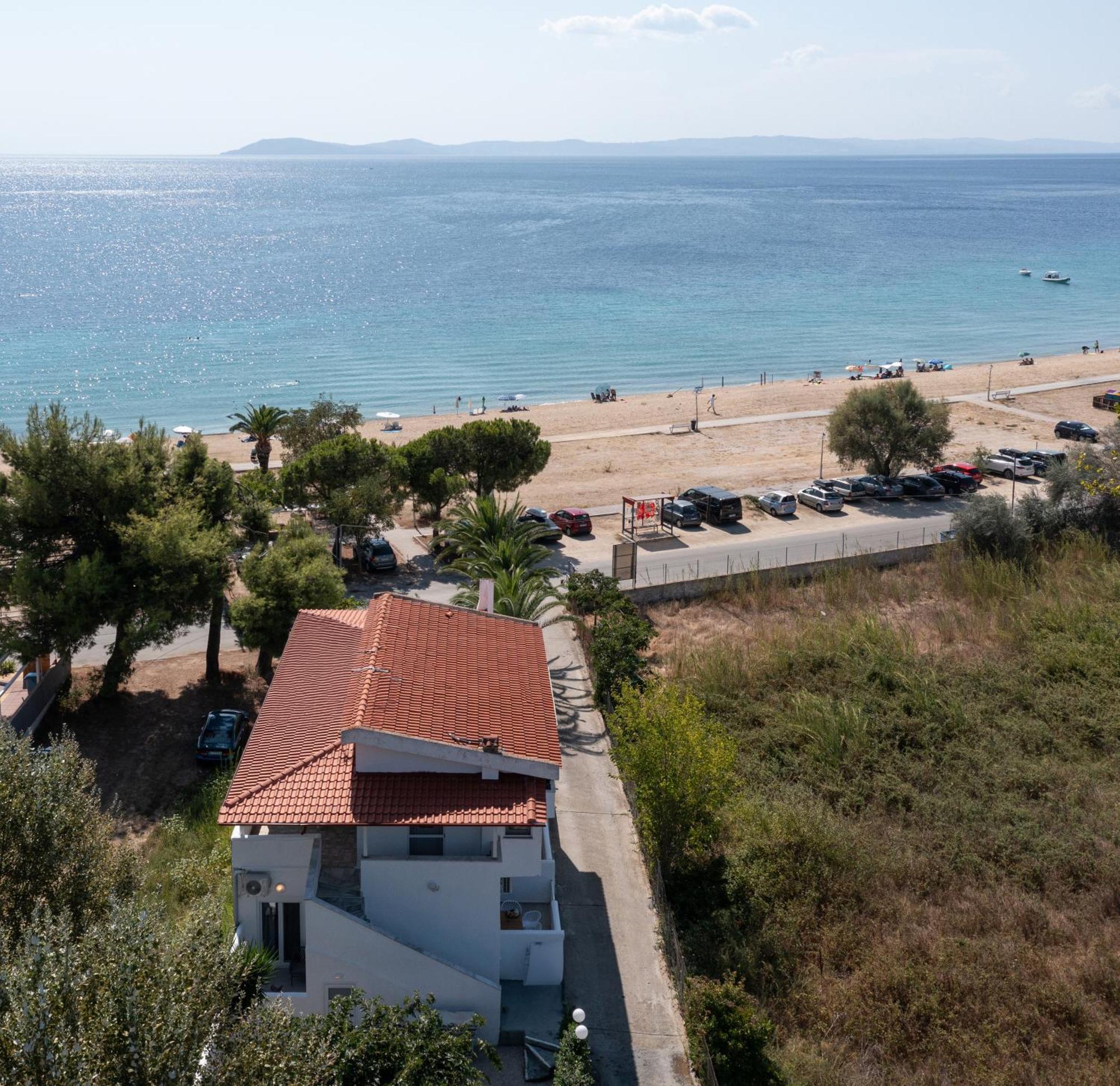 Acapus Studios Toroni Buitenkant foto